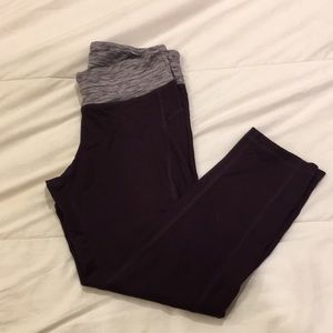 Champion Maroon Capri Leggings